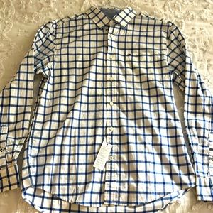 Mens Tommy Hilfiger button down. Size M.